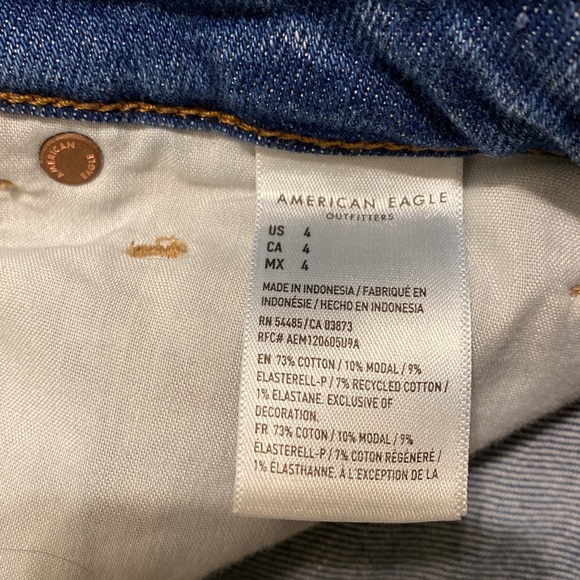 American Eagle Mom Short - Picture 5 of 5